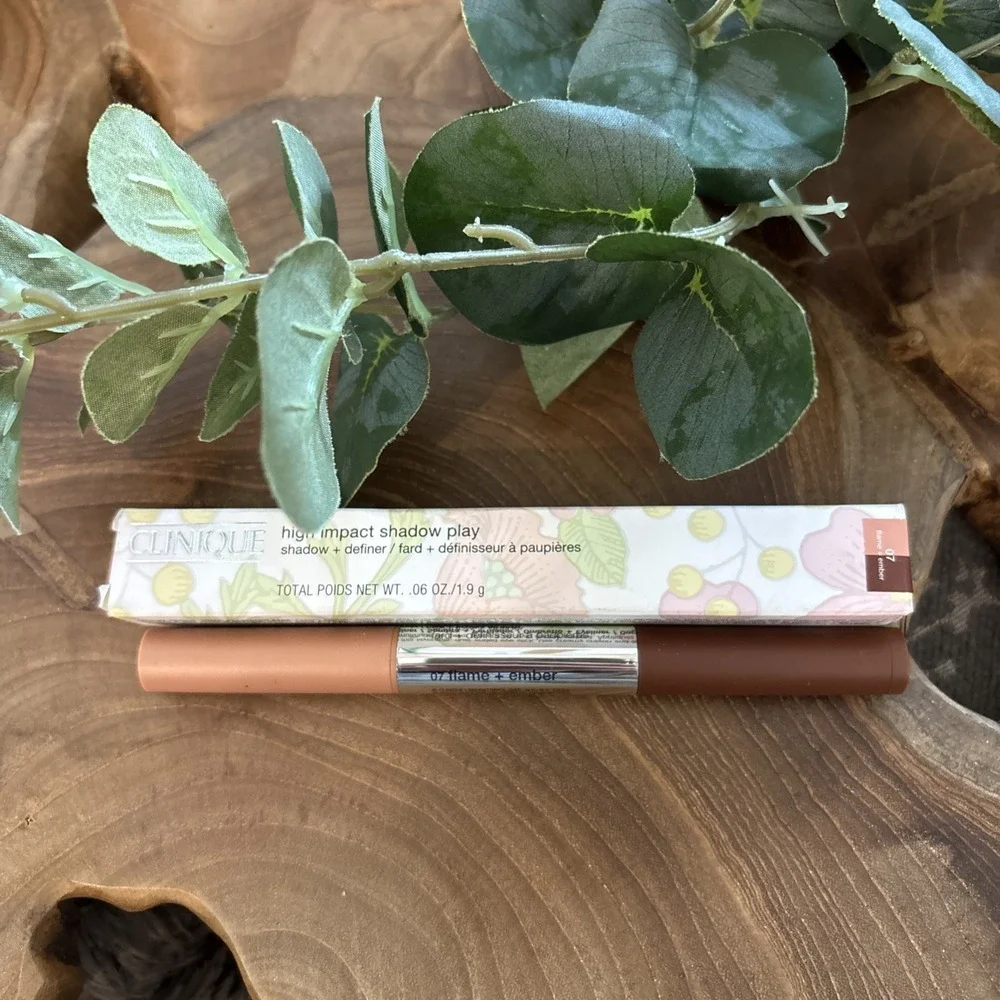 Clinique High Impact Shadow Play Shadow+Definer ~ 07 Flame + Ember